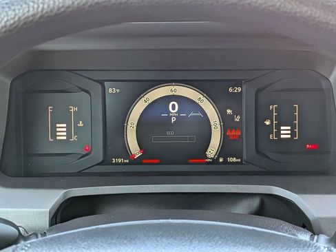 Used 2025 Toyota Tacoma SR5 image 27