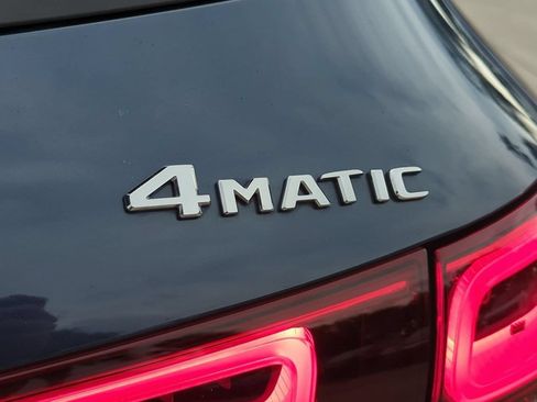 Used 2022 Mercedes-Benz GLA 250 4MATIC image 5