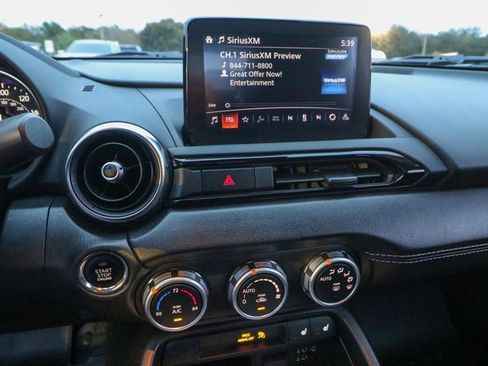 Used 2021 MAZDA MX-5 Miata Grand Touring image 19