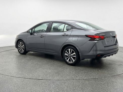 Used 2025 Nissan Versa SV image 6