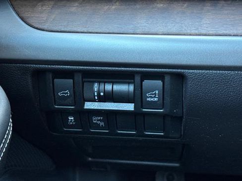 Used 2016 Subaru Outback 2.5i Limited w/ Protection Package #2 AWD/4WD image 29