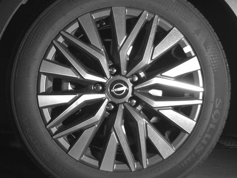 Used 2025 Nissan Altima 2.5 SV image 12