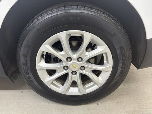Used 2018 Chevrolet Equinox LS image 7