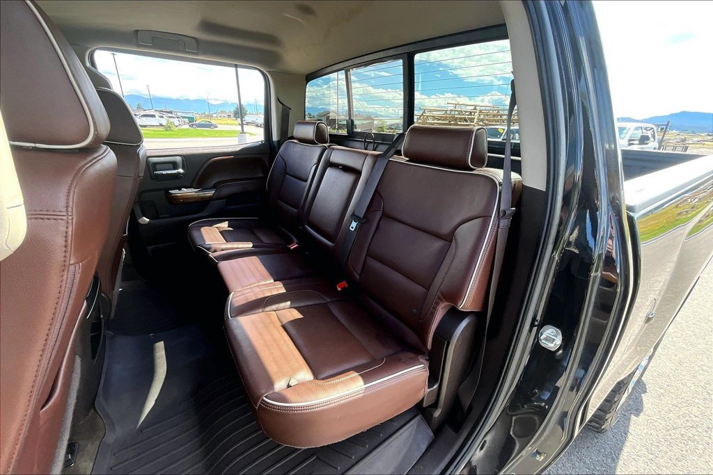 Used 2016 Chevrolet Silverado 2500 High Country w/ Duramax Plus Package AWD/4WD image 27