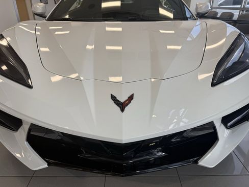 Used 2025 Chevrolet Corvette Stingray Coupe w/ 1LT image 4