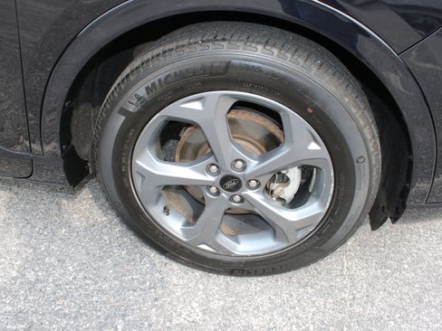 Used 2023 Ford Escape ST-Line w/ Tech Pack #1 FWD image 10