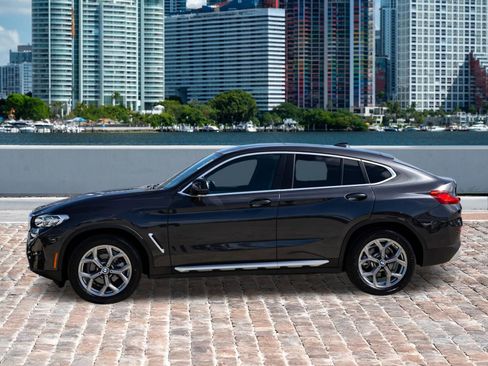 Used 2023 BMW X4 xDrive30i w/ Premium Package AWD/4WD image 8