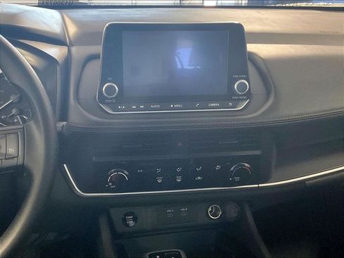 Certified 2024 Nissan Rogue S AWD/4WD image 18