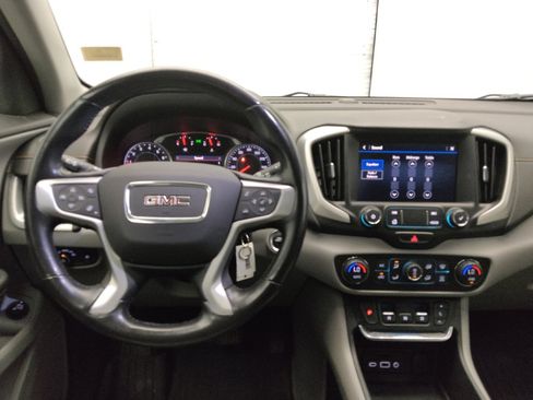 Used 2021 GMC Terrain SLT w/ LPO, Floor Liner Package FWD image 22