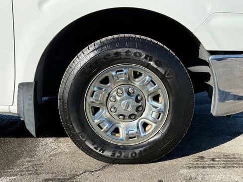 Used 2016 Nissan NV 3500 SL image 20