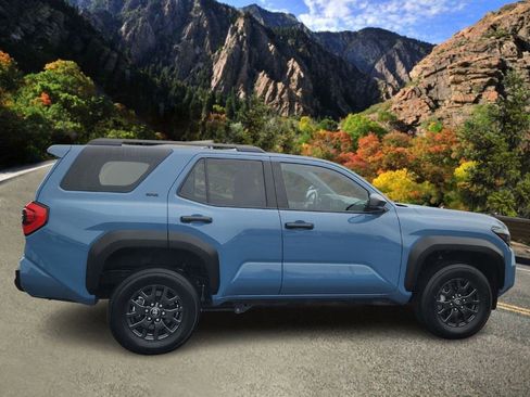 Used 2025 Toyota 4Runner SR5 image 2