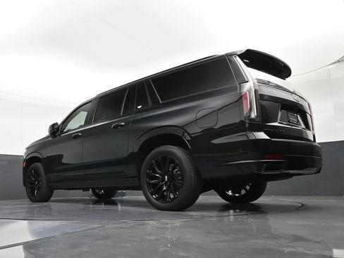Certified 2024 Cadillac Escalade ESV Sport Platinum w/ LPO, ONYX Package RWD image 22