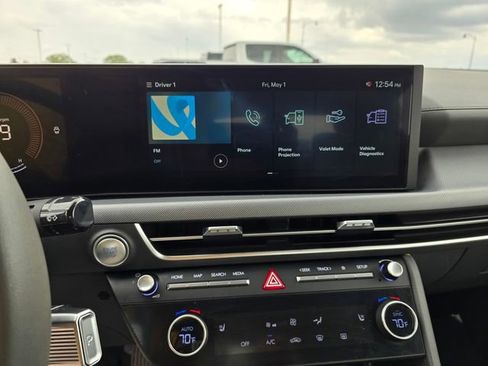 Used 2025 Hyundai Sonata SEL FWD image 24
