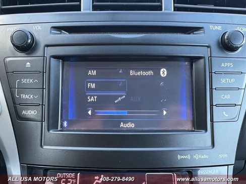 Used 2012 Toyota Prius V Three image 35