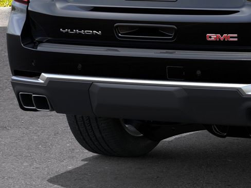 New 2026 GMC Yukon Denali w/ Sun & Power Step Package AWD/4WD image 14