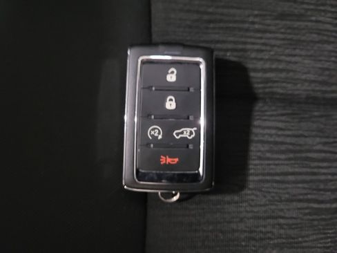 Used 2022 Jeep Grand Cherokee L Laredo w/ Luxury Tech Group I image 32