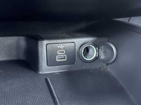 Used 2024 Ford Escape ST-Line image 37