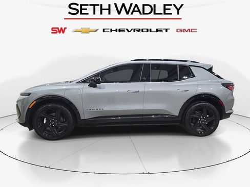 New 2025 Chevrolet Equinox EV RS w/ LPO, Illumination Package AWD/4WD image 4
