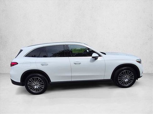 Certified 2026 Mercedes-Benz GLC 300 4MATIC image 4