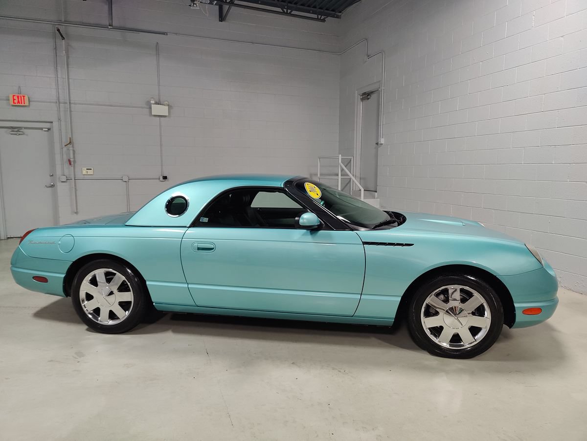 Used 2002 Ford Thunderbird RWD image 6