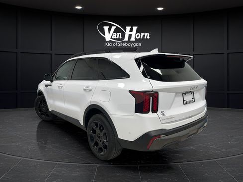 Used 2024 Kia Sorento SX Prestige w/ Sage Leather Package AWD/4WD image 5
