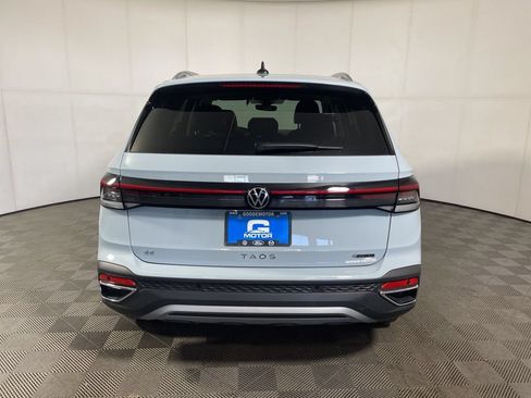 New 2026 Volkswagen Taos SE AWD/4WD image 7