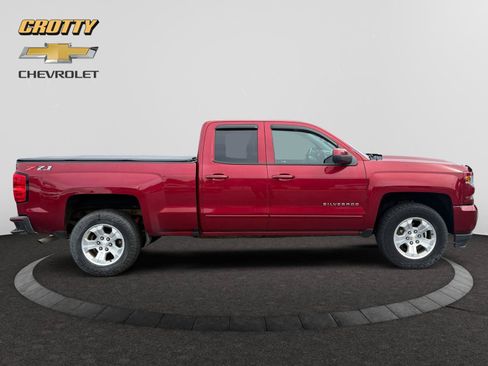 Used 2018 Chevrolet Silverado 1500 LT w/ All Star Edition AWD/4WD image 6