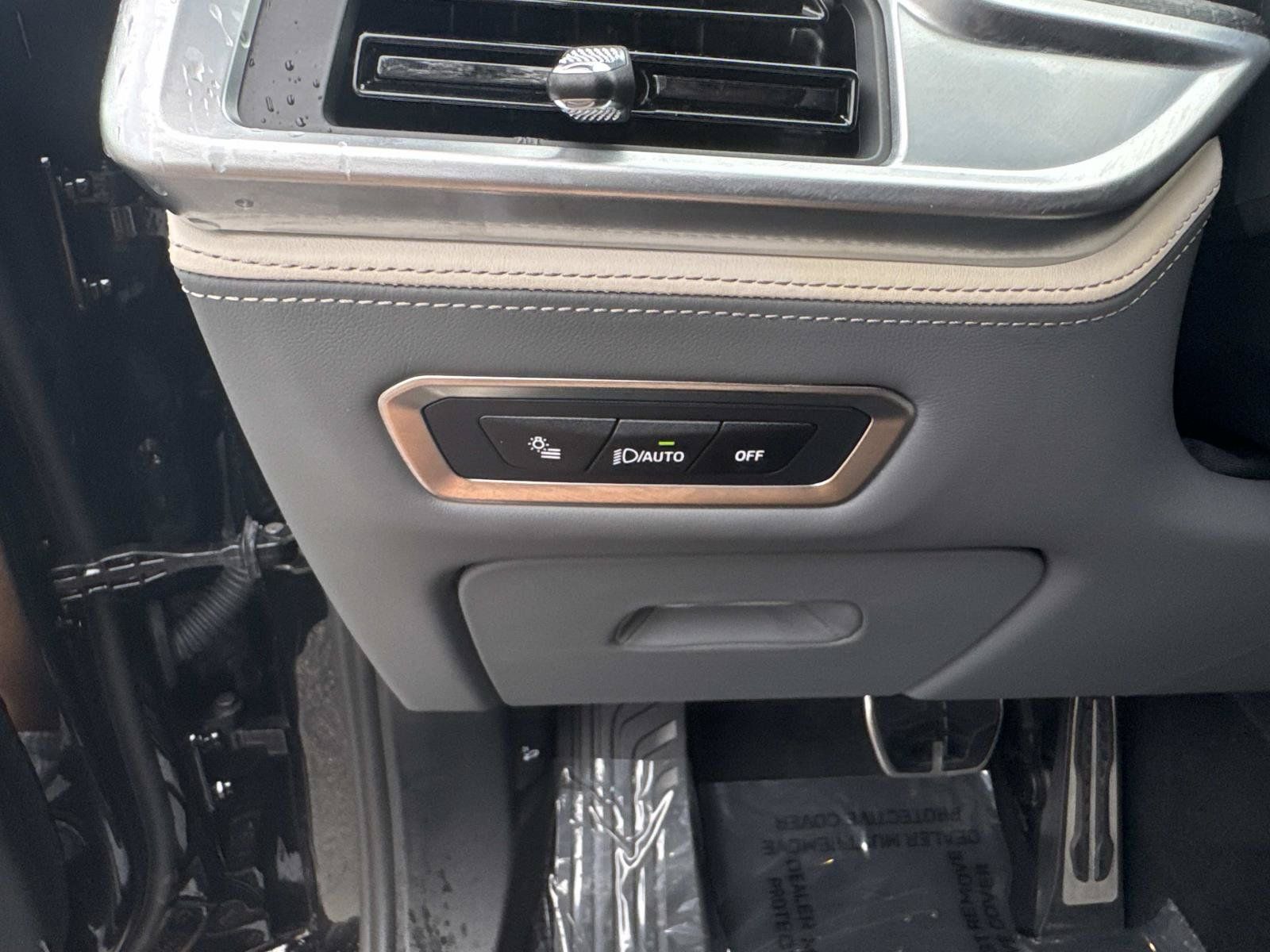 Certified 2025 BMW ALPINA XB7 AWD/4WD image 64