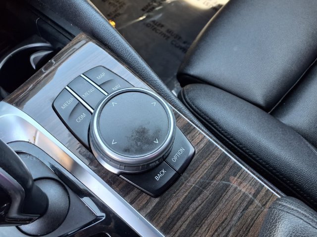 Used 2017 BMW 530i RWD image 29