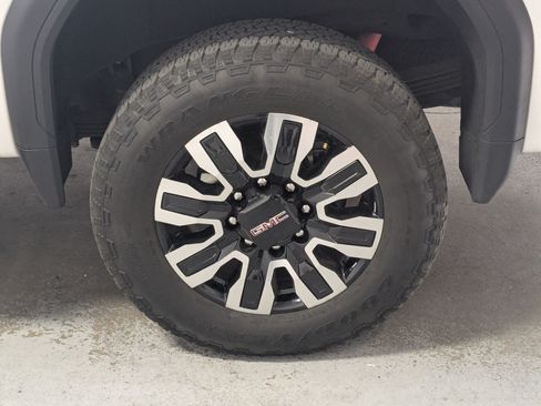 Used 2025 GMC Sierra 2500 Denali Ultimate AWD/4WD image 27