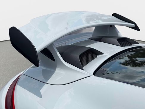 Used 2018 Porsche 911 GT3 RWD image 19