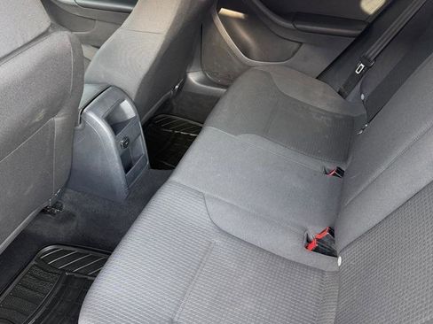 Used 2015 Volkswagen Jetta SE image 8