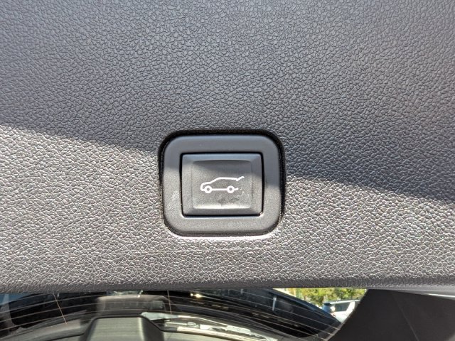Used 2024 Cadillac XT6 Sport w/ Platinum Package AWD/4WD image 22