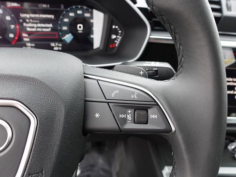 New 2025 Audi Q3 2.0T Premium image 18