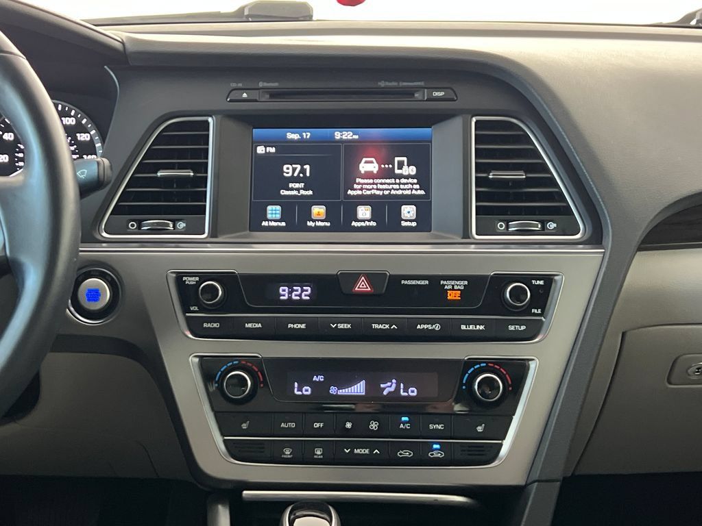Used 2017 Hyundai Sonata Limited FWD image 20