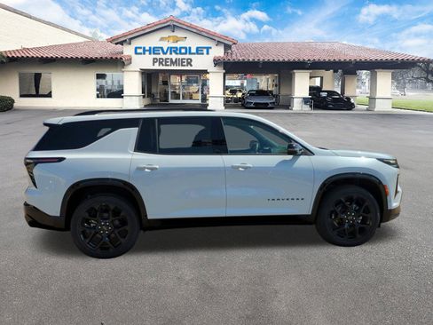 New 2026 Chevrolet Traverse RS image 9