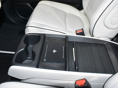 New 2026 Honda Odyssey Touring image 24