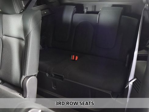 New 2026 Mitsubishi Outlander ES image 8