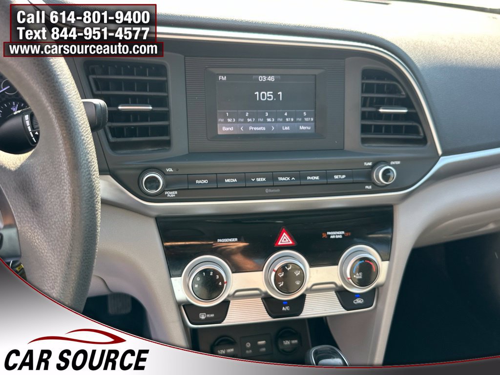 Used 2019 Hyundai Elantra SE FWD image 18