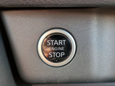 Used 2023 Nissan Rogue S FWD image 23