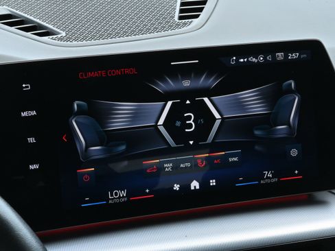 Certified 2024 BMW X1 xDrive28i w/ Premium Package image 21