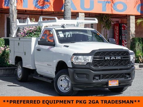 Used 2022 RAM 2500 Tradesman AWD/4WD image 2