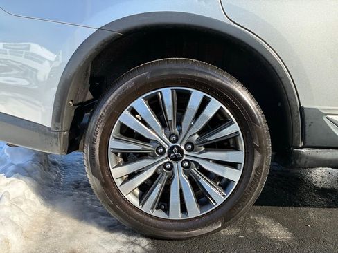 Used 2020 Mitsubishi Outlander SEL image 50