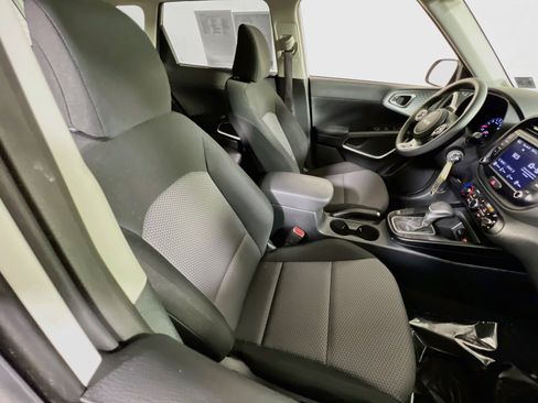 Used 2022 Kia Soul LX w/ Technology Package FWD image 25