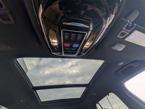 Used 2024 Jeep Grand Cherokee Summit w/ Advanced Protech Group IV image 18