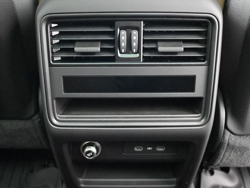 New 2026 Porsche Cayenne image 8