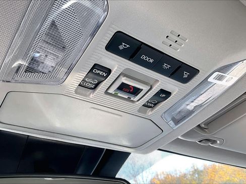 New 2025 Toyota RAV4 XLE image 19