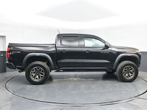 Used 2024 Chevrolet Colorado ZR2 AWD/4WD image 15