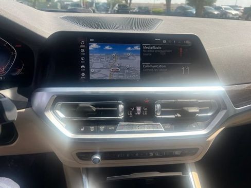 Used 2021 BMW 330i Sedan w/ Convenience Package RWD image 5