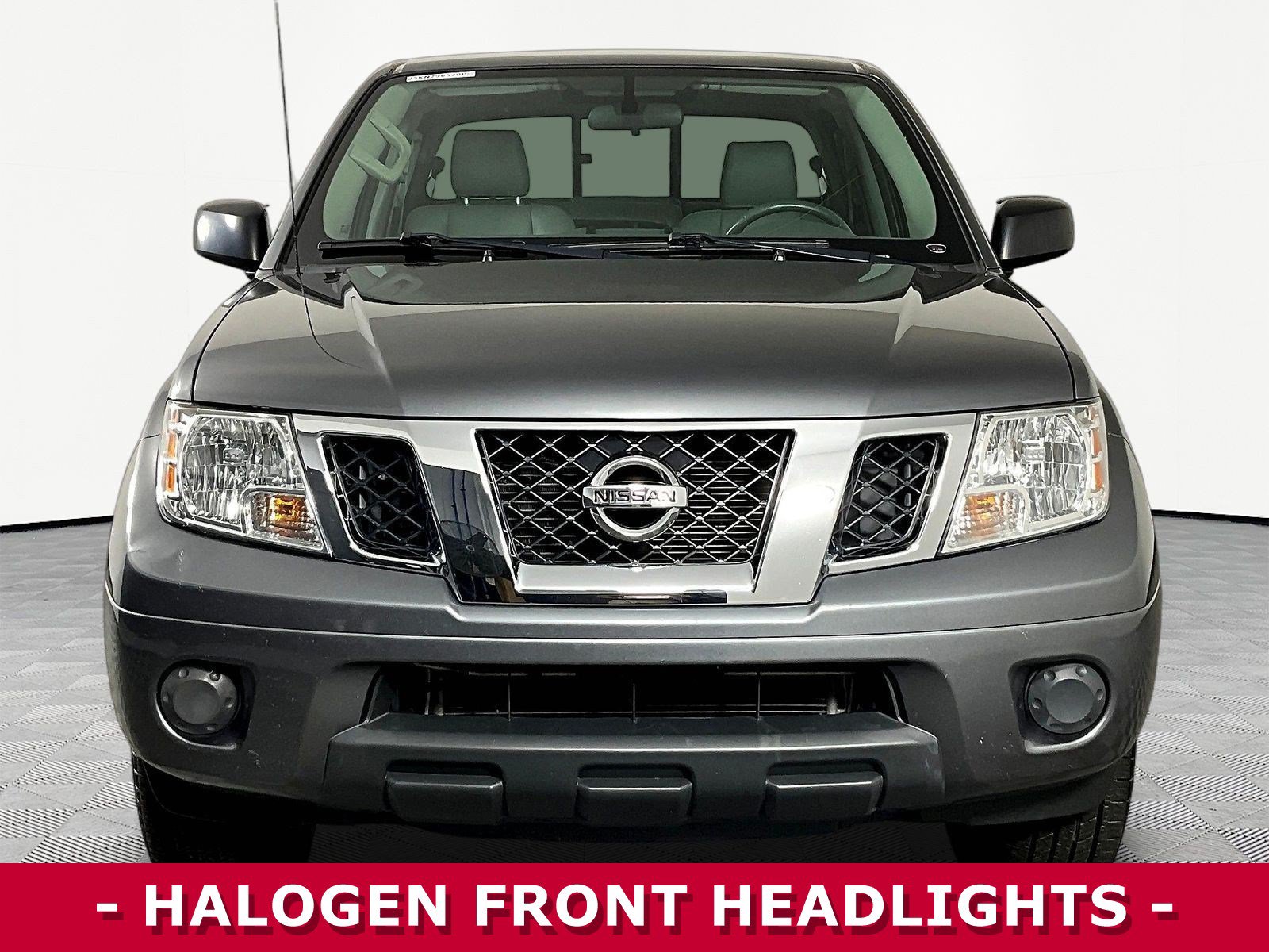 Used 2019 Nissan Frontier SV RWD image 2